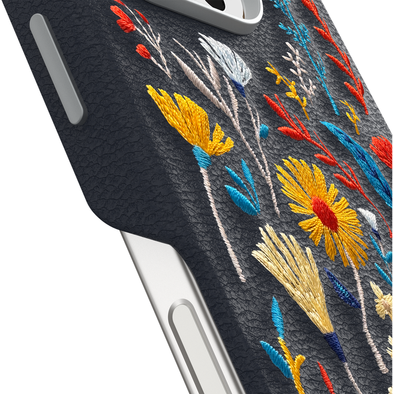 product image 3 - iPhone 16 Pro Case Symmetry Series Cactus Leather Embroidery